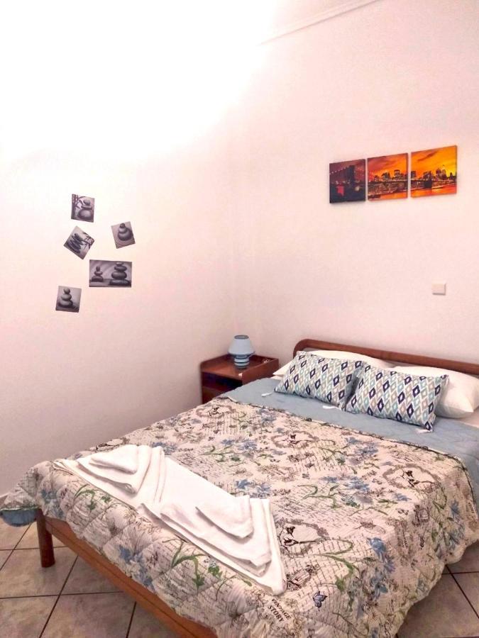 Elafonisos: Two Storey House On The Sea Front ภายนอก รูปภาพ