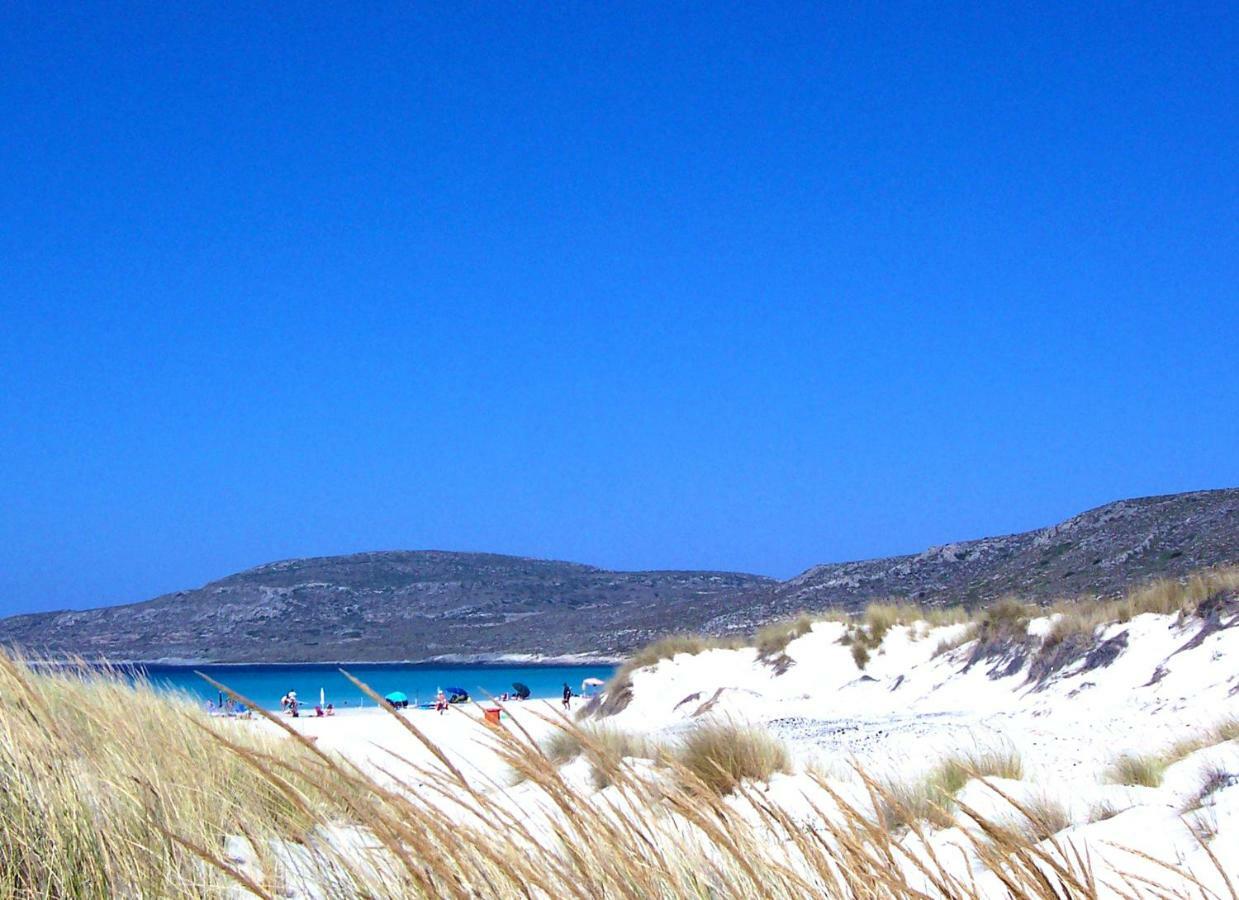 Elafonisos: Two Storey House On The Sea Front ภายนอก รูปภาพ