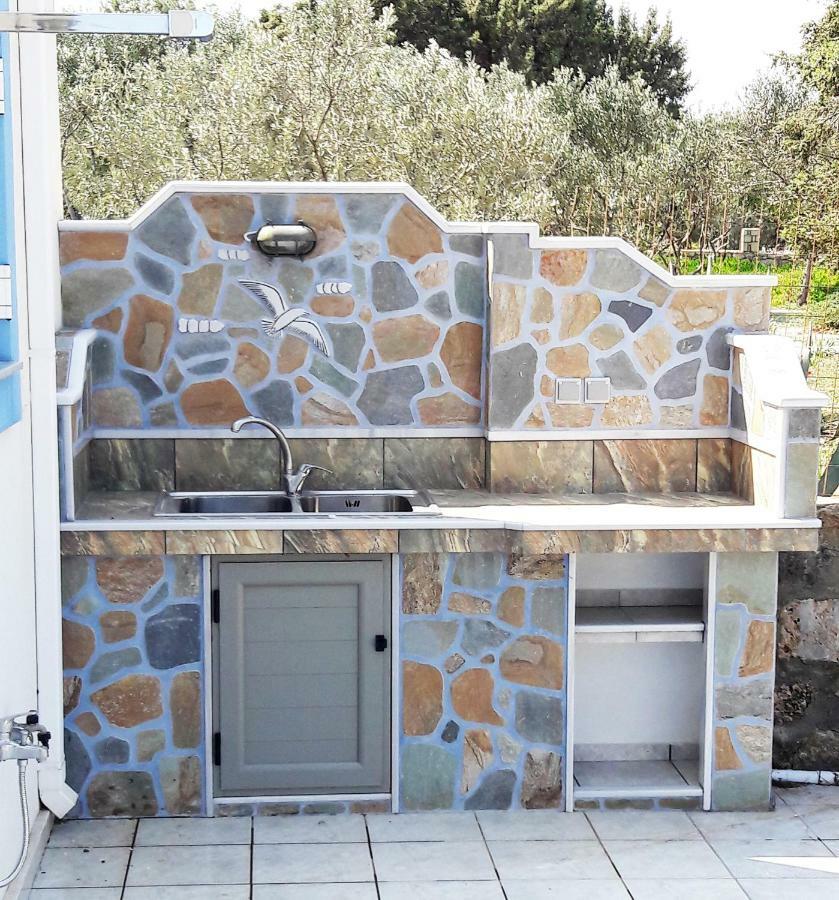 Elafonisos: Two Storey House On The Sea Front ภายนอก รูปภาพ